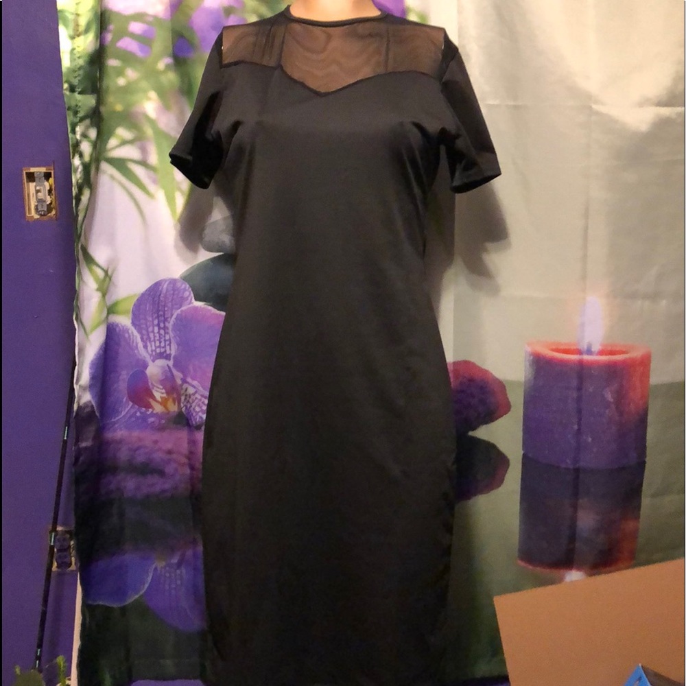New Luxspire Black Dress Size 8 silver zipper back